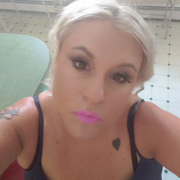 Meet your Posher, Posh - Picture 1 of 1